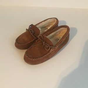 Kids CrewCuts Leather Slippers Size 4 Boy’s